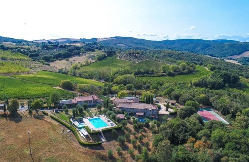 Castel San Gimignano House | Double room Suite in typical Tuscan medieval village (201), ground floor