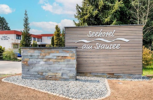 Gerolstein House | Double room Superior - Seehotel am Stausee