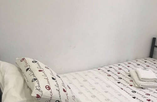 Arvore House | Double Room w/2 single beds and Pool by HostWise Arvore