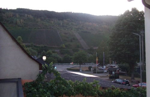 Zeltingen-Rachtig Apartment | Double room with 2 bedrooms - Gästehaus Herbert Kappes