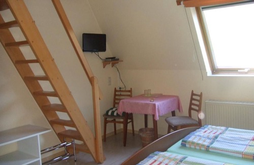 Zeltingen-Rachtig Apartment | Double room with 2 bedrooms - Gästehaus Herbert Kappes