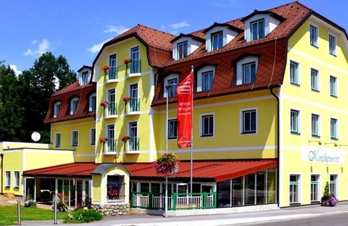 Aigen im Ennstal Bed & Breakfast | Double room with shower, WC, Standard - Kirchenwirt Aigen