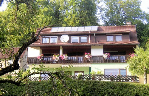 Egloffstein Apartment | Double room with balcony - Gästehaus Grau
