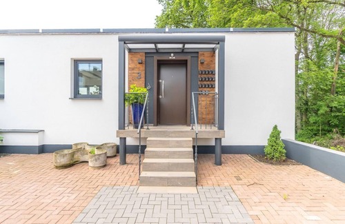 Willroth Apartment | Double room with balcony - Colakation GmbH