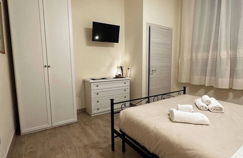 Terralba Apartment | Double Room with private bathroom in Terralba (Oristano) - Lentisco
