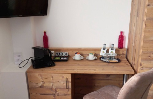 Calw Apartment | Double room with private bathroom, max. 2 people