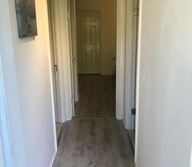 Surrey Docks House | Double Room with Private Bathroom in a 2-bedrooms house