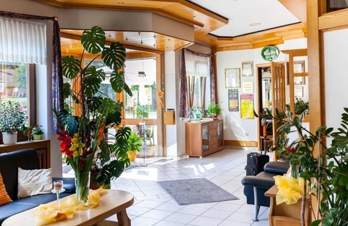 Fleringen House | Double room with shower/WC - Hotel-Restaurant Schoos
