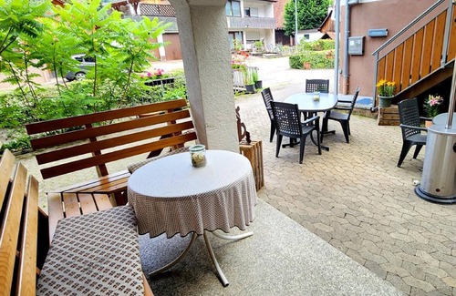 Ohlsbach Apartment | Double room with shower/WC Balcony - Guesthouse Tagescafe Eckenfels