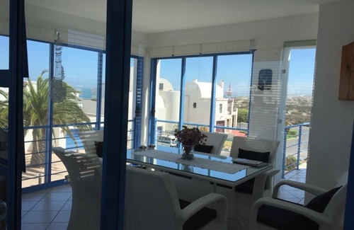 Mykonos House | Double storey luxury vacation house 3 min walk to beach (some ocean view