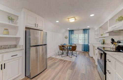 Columbia Apartment | Double-Suite Apartment Home