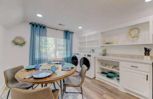 Columbia Apartment | Double-Suite Apartment Home