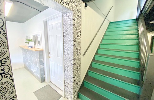 Lawrence Apartment | Double Suite Indy
