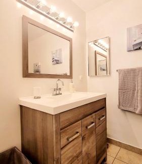 North of Wilshire Apartment | Double Suite Santa Monica - Free Parking