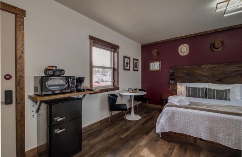 Prescott Hotel | Double the Comfort | Travel Together