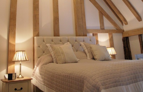 Chrishall House | Double/Twin Room @TheRedCow 15min to Cambridge