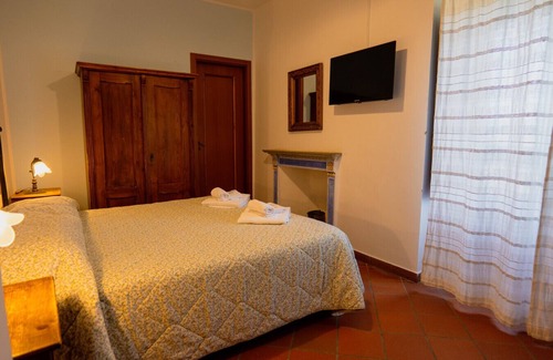 Nicosia Other | Double with Private Bathroom in the Room