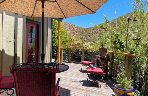 Bisbee Cottage | Doublejack Guesthouse - a vacation rental in Historic Old Bisbee