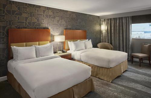 Fairlawn Hotel | DoubleTree by Hilton Akron Fairlawn