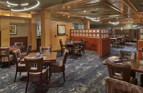 Fairlawn Hotel | DoubleTree by Hilton Akron Fairlawn