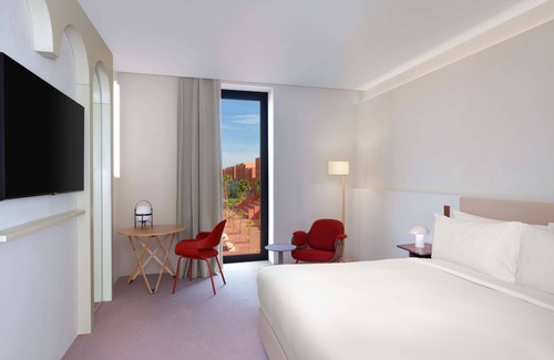 Ben Guerir Hotel | Doubletree By Hilton Ben Guerir Hotel & Residences