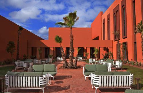 Ben Guerir Hotel | Doubletree By Hilton Ben Guerir Hotel & Residences