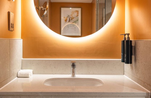 Bradley Stoke Hotel | DoubleTree by Hilton Bristol North