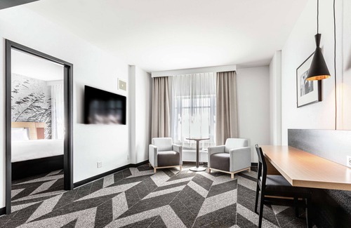 Quartier 4-2 Resort | DoubleTree by Hilton Quebec Resort