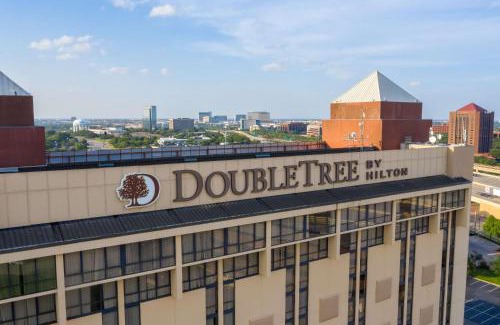 Richardson Hotel | DoubleTree by Hilton Dallas/Richardson