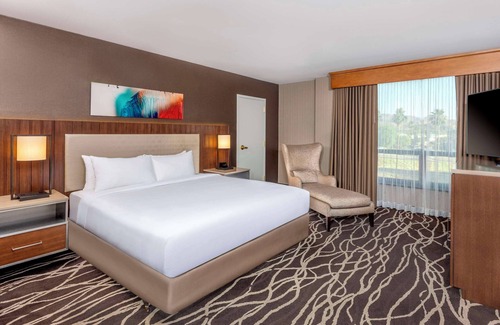 San Bernardino Hotel | DoubleTree by Hilton Hotel San Bernardino