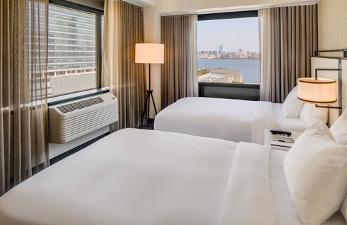 Hudson Exchange Hotel | DoubleTree by Hilton Hotel & Suites Jersey City