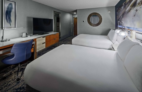 Northeast Park Hill Hotel | DoubleTree by Hilton Hotel Denver
