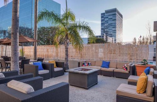 El Segundo Hotel | DoubleTree by Hilton LAX - El Segundo