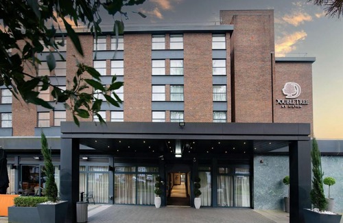 Ealing Common Hotel | DoubleTree by Hilton London Ealing