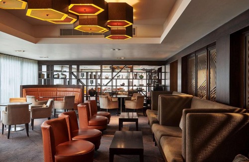 Ealing Common Hotel | DoubleTree by Hilton London Ealing