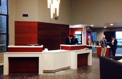 Racine Hotel | DoubleTree by Hilton Racine Harbourwalk