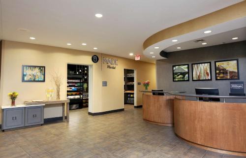 West Fargo Hotel | DoubleTree by Hilton West Fargo Sanford Medical Center Area