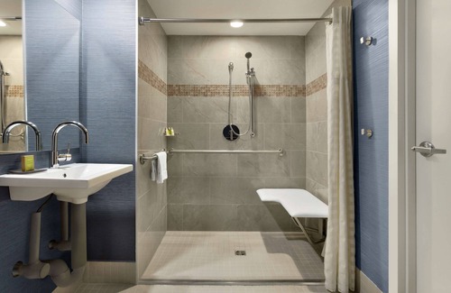 Allston Hotel | DoubleTree Suites by Hilton Hotel Boston - Cambridge