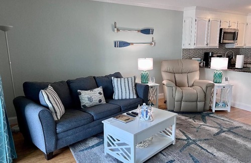 Carolina Beach Condo | Doubleview Delight- Ocean and lake views in the heart of Carolina Beach