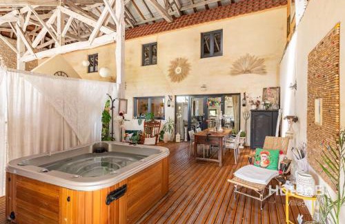 Beaumont-du-Perigord House | Douce Campagne Cottage Private Spa