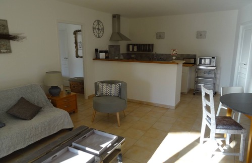 Sanary-sur-Mer Villa | Douce Parenthesis Sanaryenne. Classified 3 Stars