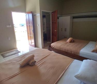 Zanderij House | Douglas Airport Guesthouse