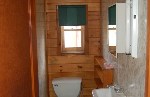 Hammond House | Douglas Cottage, Douglas Cottage at Camp Caledonia