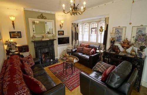 Chester House | Douglas Cottage