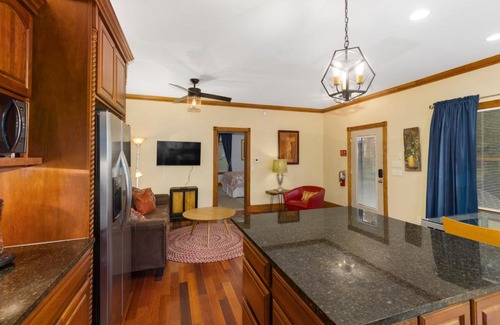 Douglas House | Douglas Hideaway