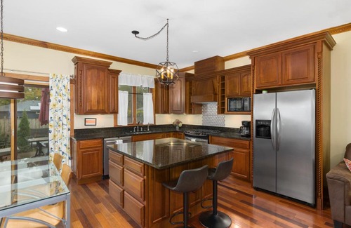 Douglas House | Douglas Hideaway