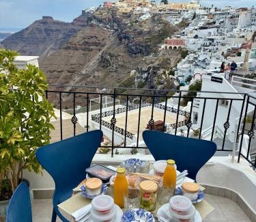 Fira Villa | Doukas Caldera Suites