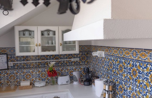 Vila Nova de Gaia House | Douro Garden & Rooftop Home - With Quick Access to Porto's World Heritage Sites