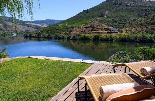 Cotas House | Douro Valley Luxury Rental on the Riverbank