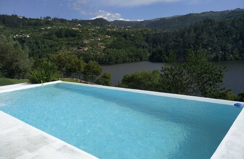 Pacos de Gaiolo Villa | Douro Valley With Family
